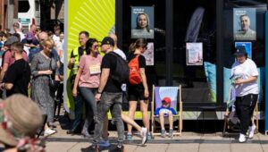 Cancer Mission Bus Roadshow Promotes Cancer Prevention Across Europe